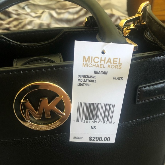 Michael Kors black purse - Picture 8 of 9